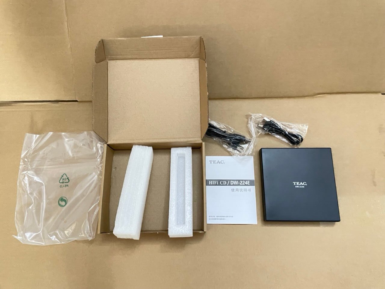 TEAC DW-224E USB CD Drive - HiFi CD Ripper & 4X Lossless CD Burner for PC Mac Laptop